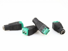 Ver Ficha de Pack 4 conectores hembra Jack 2.1x5.5 mm. 12V. CC.