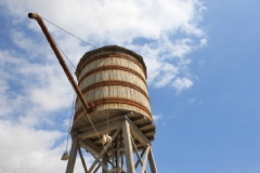 Depósito de agua para estación ferroviaria del Far West, 2011.